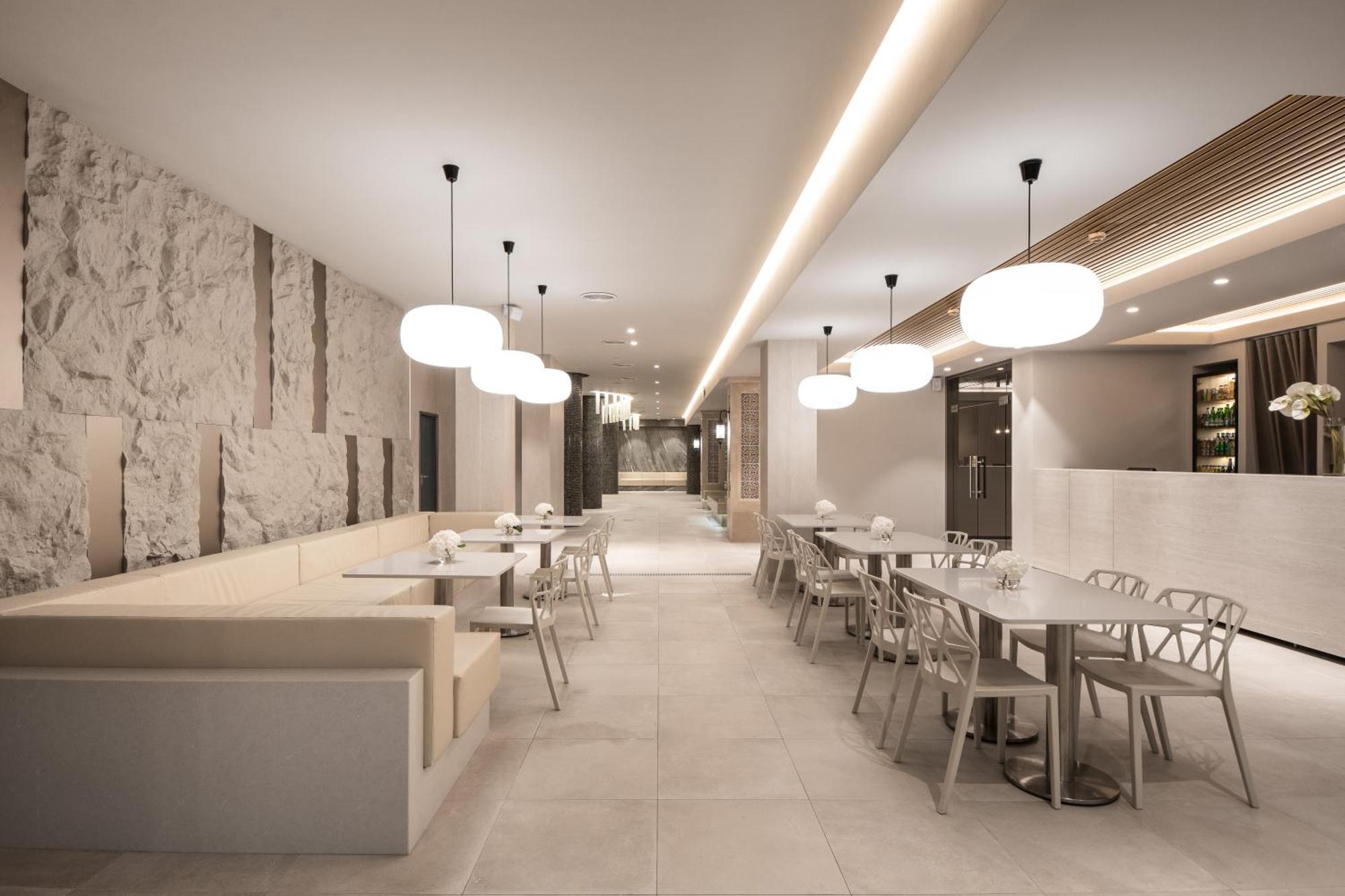 Aquaperla Hotel & Spa Kisinyov Kültér fotó
